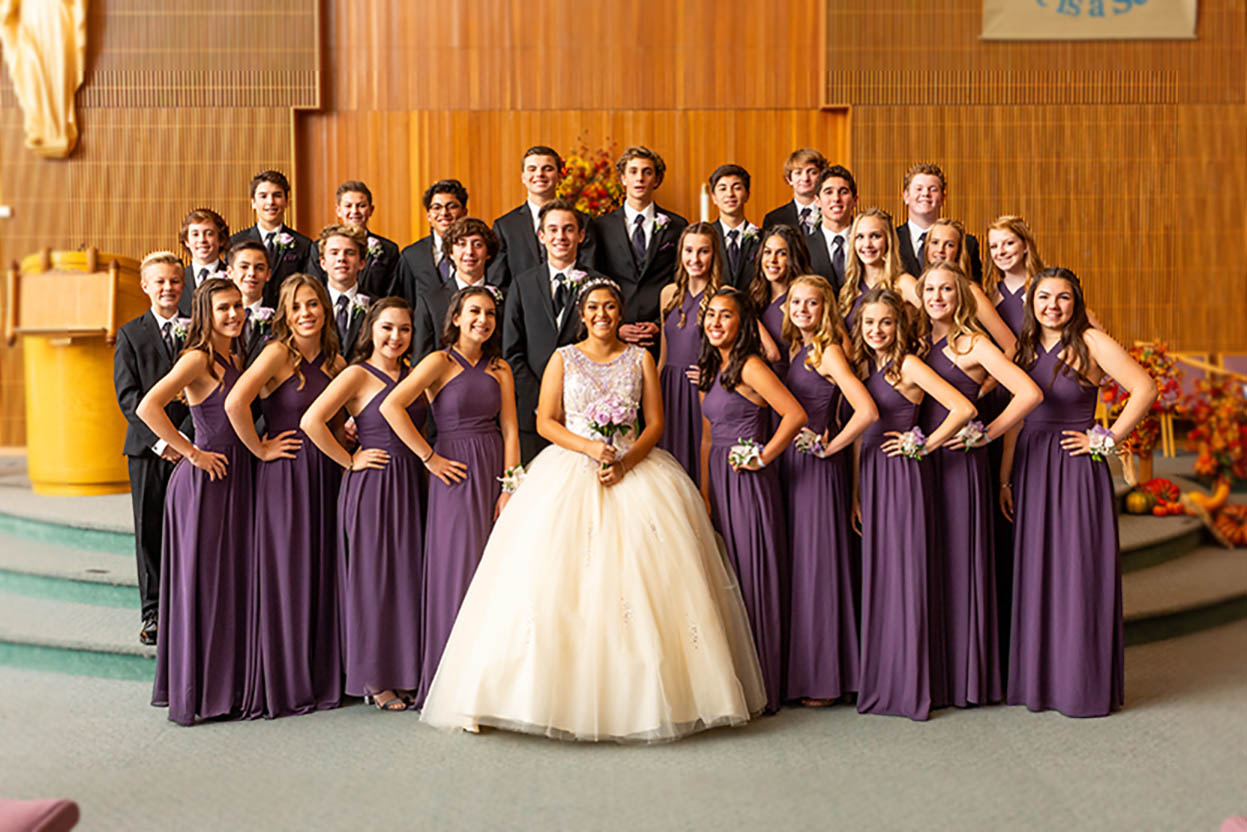 Formal Photo: Quinceañera and Her Court